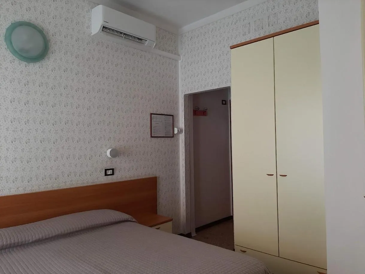 Hotel Pensione Tosca B&B Cattolica